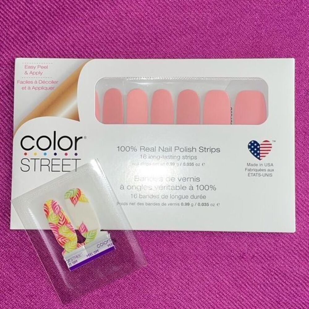 #0159 Color Street - Charleston Blush with accent nails